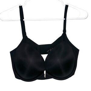 Victoria’s Secret Black Plunge Push-Up Bra
